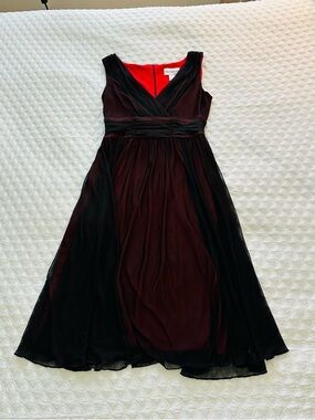 NorthStyle Vibrant Red & Black Dress